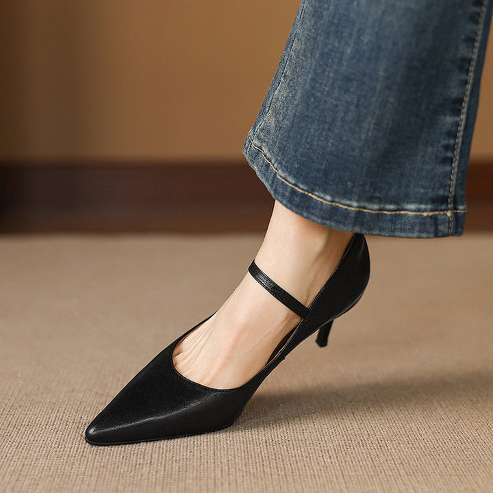 Genuine leather court shoes with elegant pointed toe