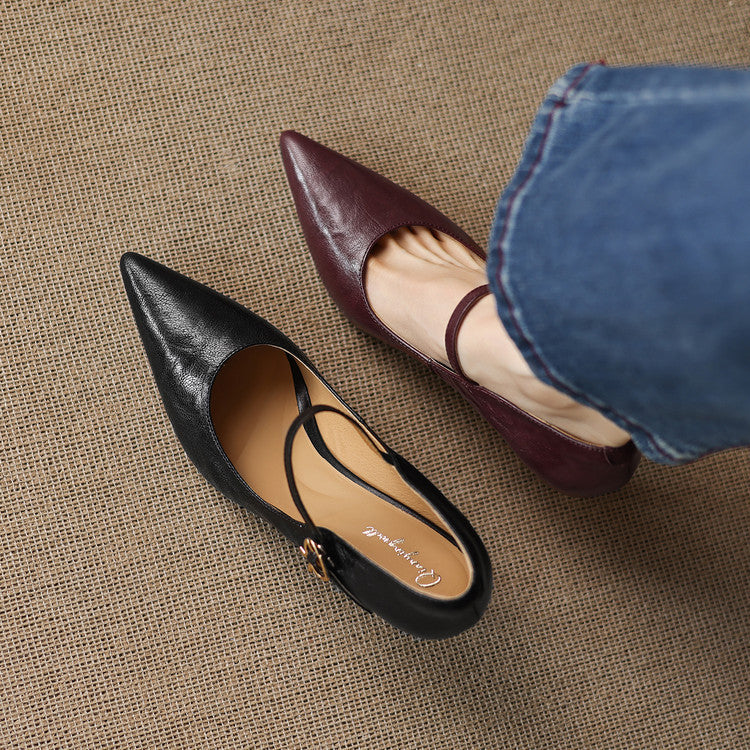 Genuine leather court shoes with elegant pointed toe
