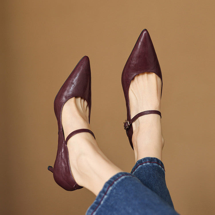 Genuine leather court shoes with elegant pointed toe