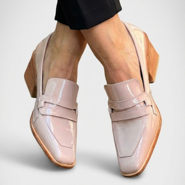 Elaine | Shiny Moccasins for Elegant Moments