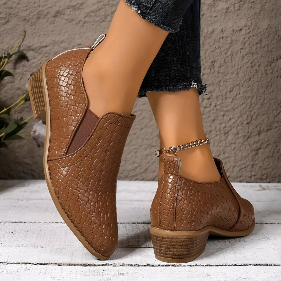 Ártemis - Elegant and Comfortable Shoes
