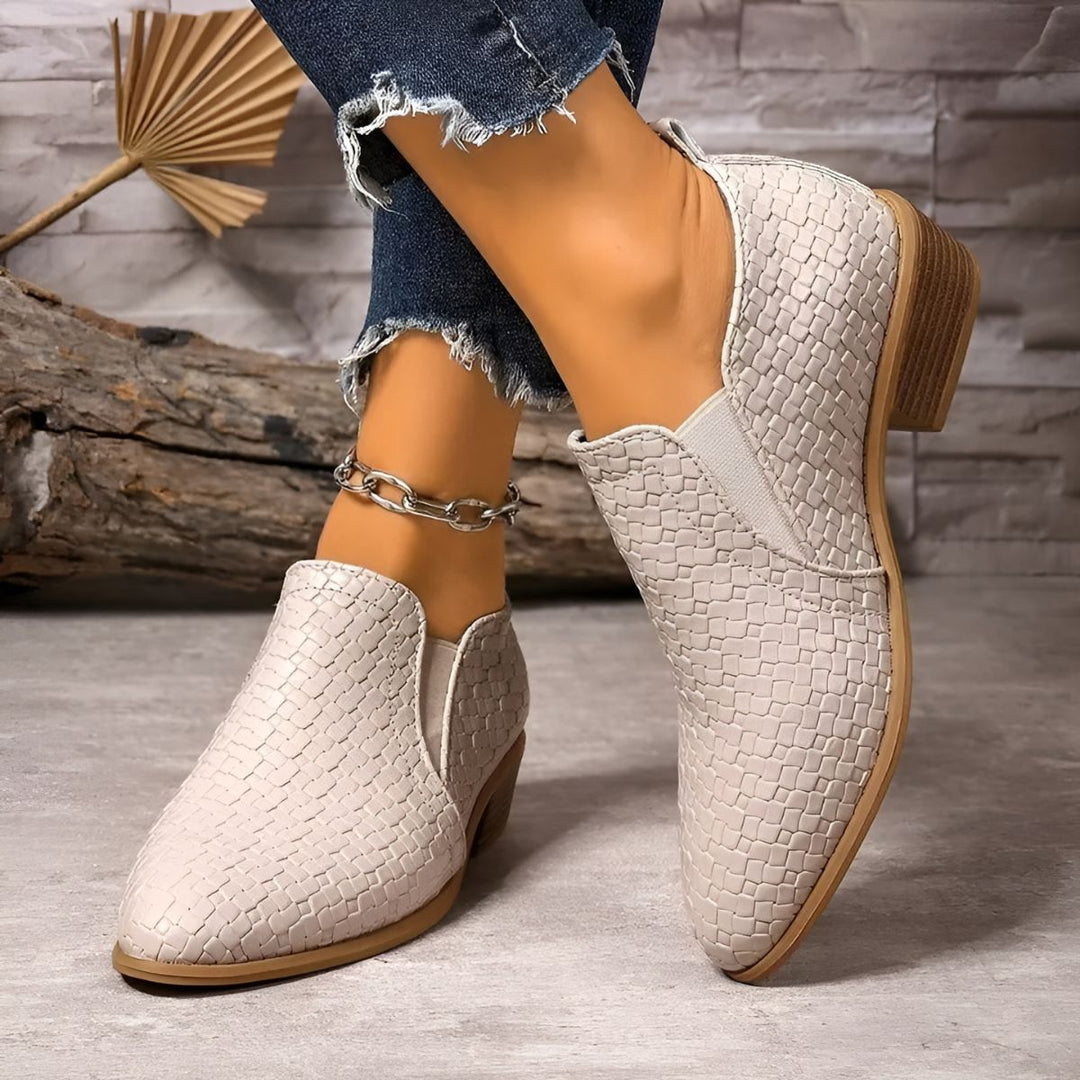Ártemis - Elegant and Comfortable Shoes