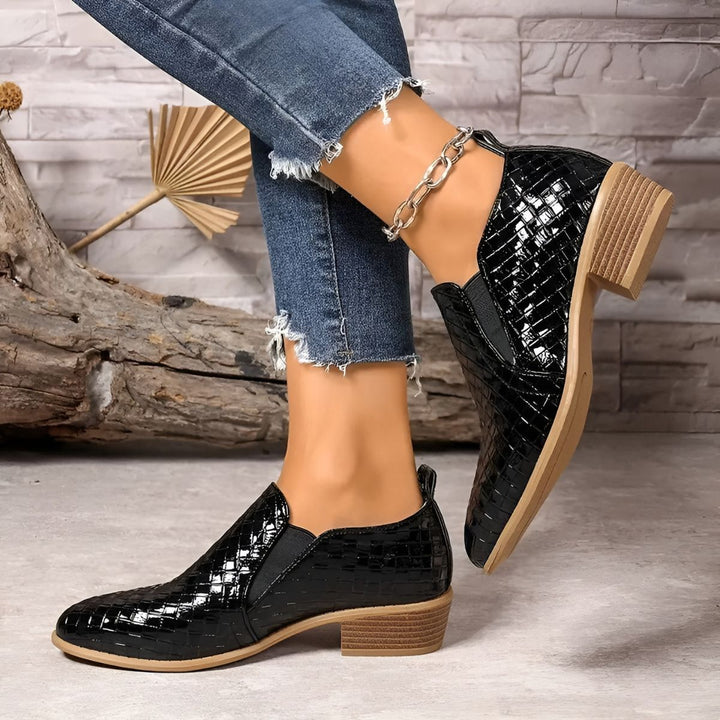 Ártemis - Elegant and Comfortable Shoes