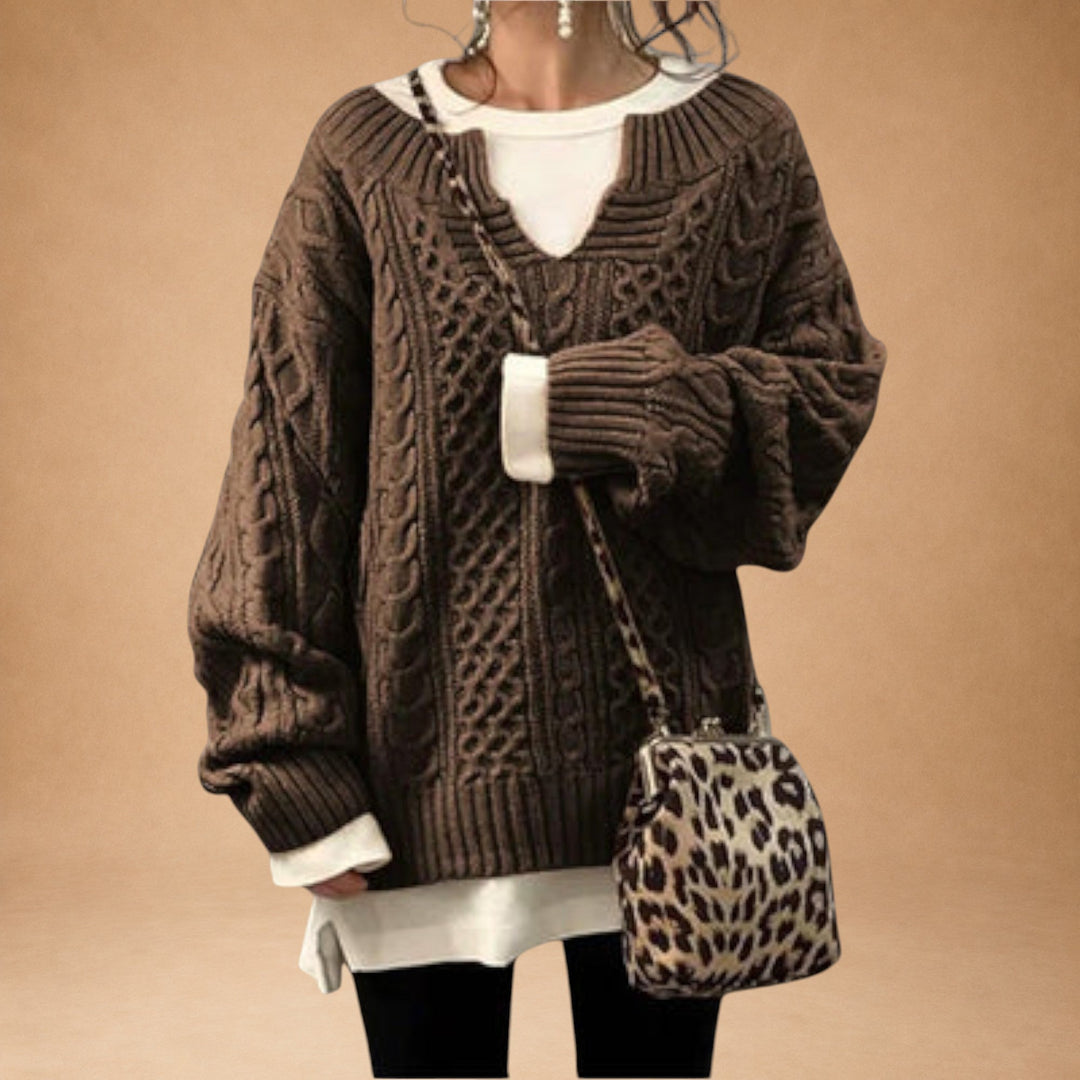 Lily - Oversized Knitted Sweater with Cable Knit Design