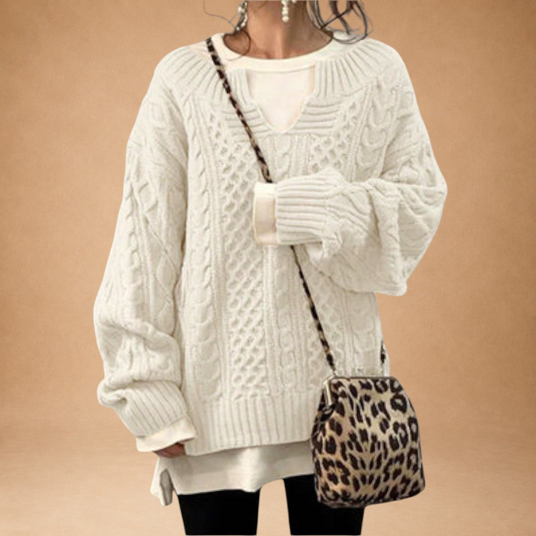 Lily - Oversized Knitted Sweater with Cable Knit Design