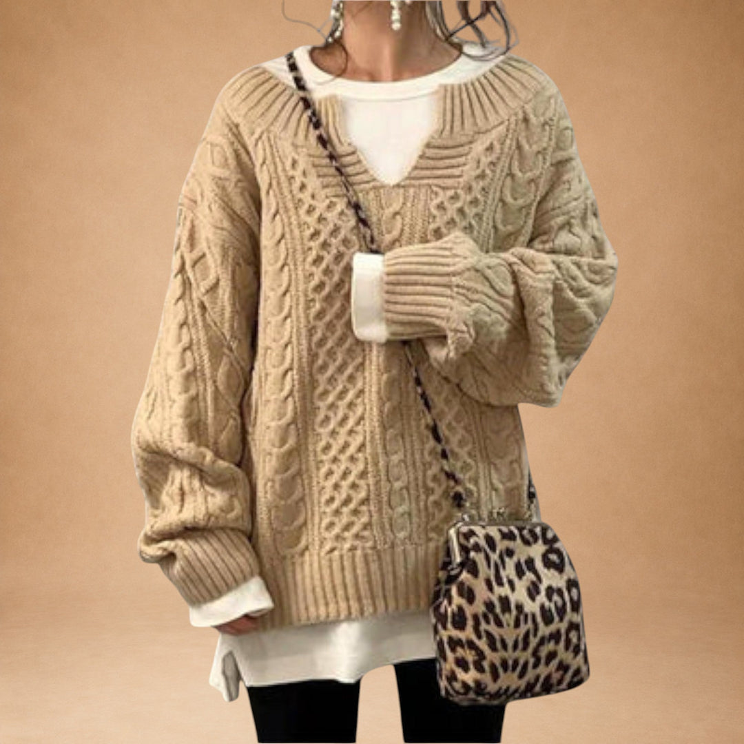 Lily - Oversized Knitted Sweater with Cable Knit Design