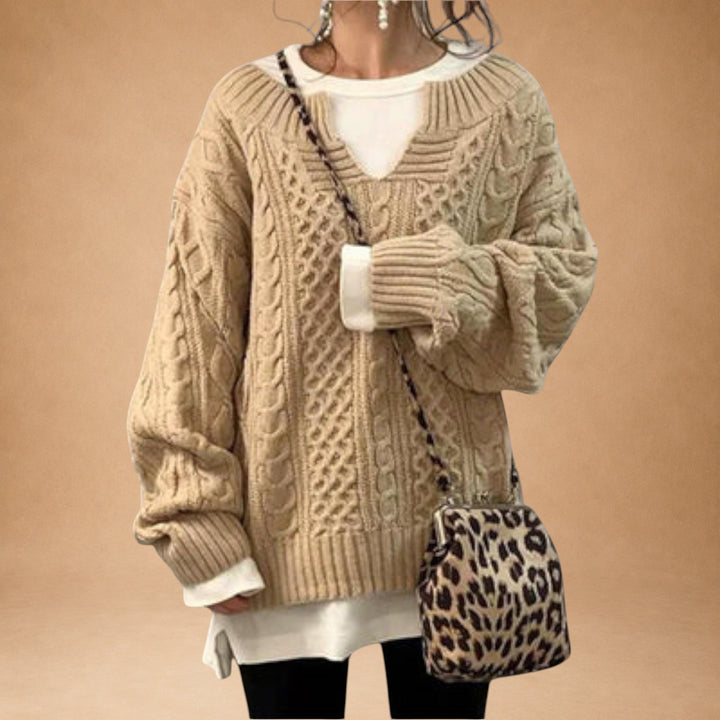 Lily - Oversized Knitted Sweater with Cable Knit Design