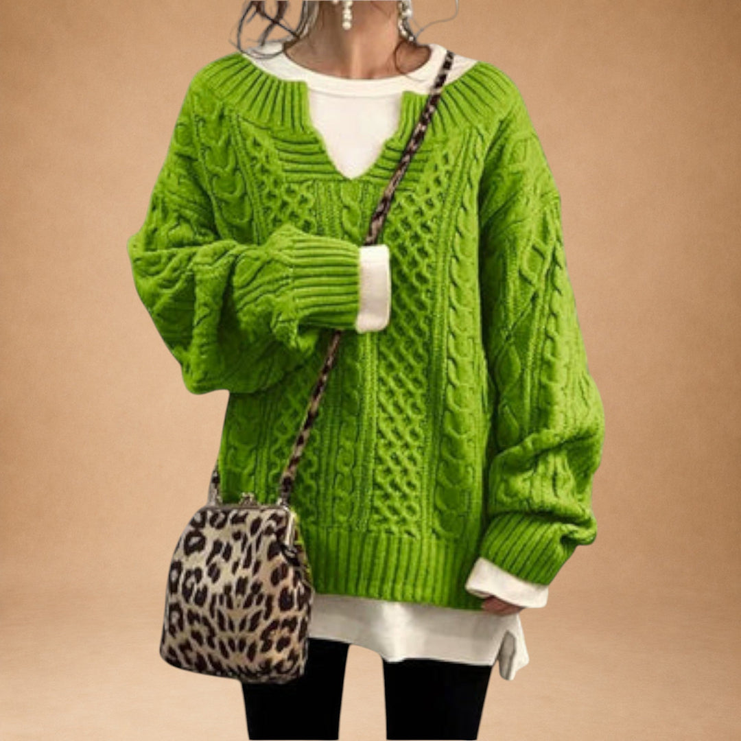Lily - Oversized Knitted Sweater with Cable Knit Design