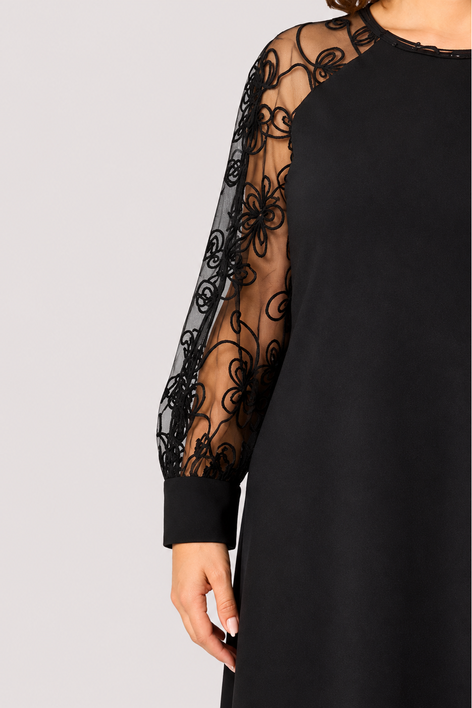 Rastislava | Chic Black Dress Featuring Graceful Sleeves