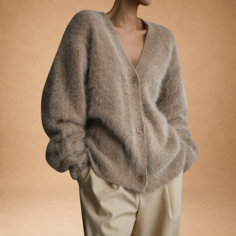 Luna - Controlled Cardigan in Cashmere