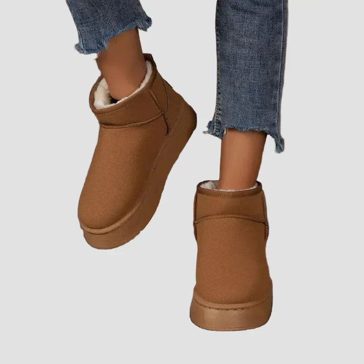 Comfortable Suede Boots with Rich Lining