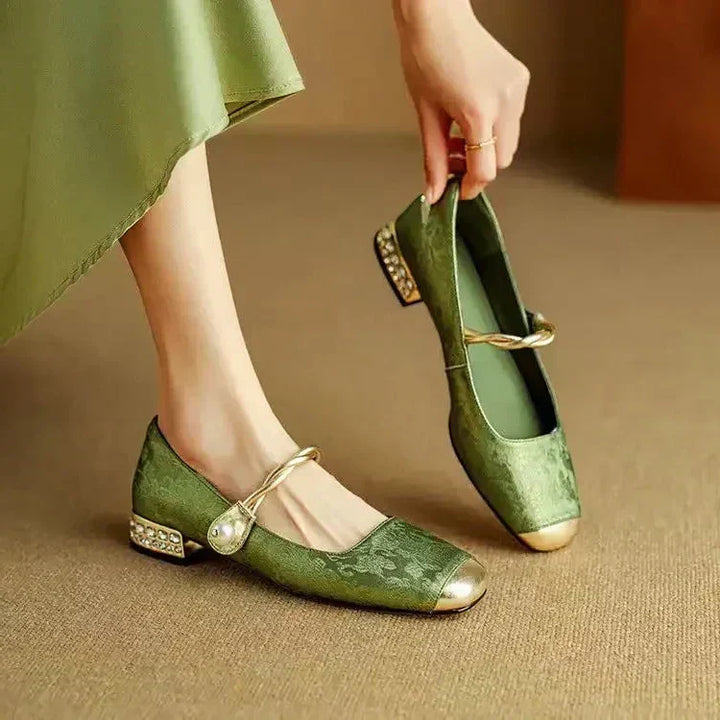 Eirene - Ballet-style Shoes