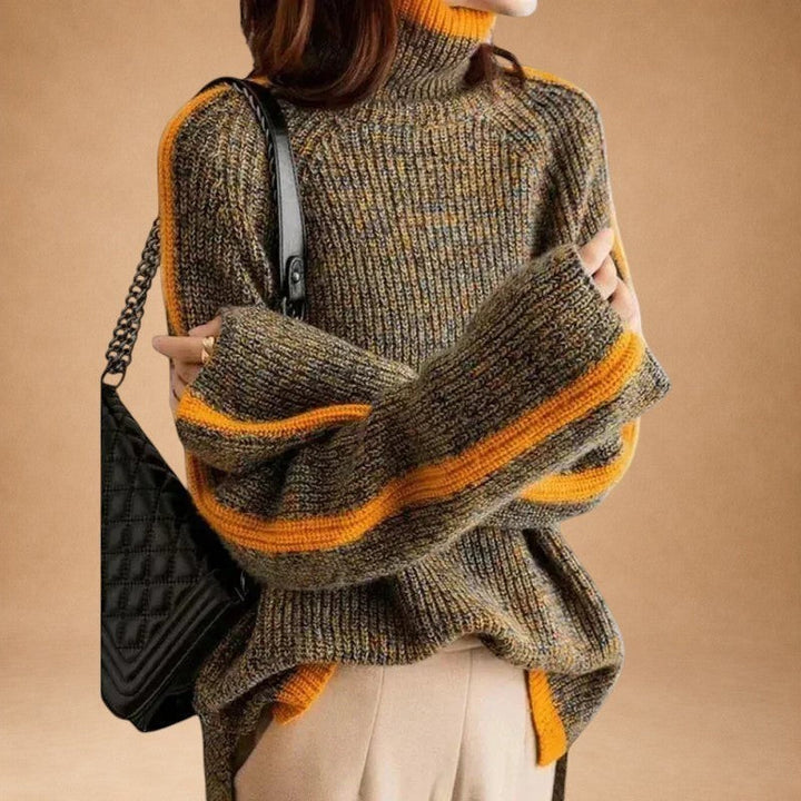 Athina - Warm jumper with details in a cosy wool blend