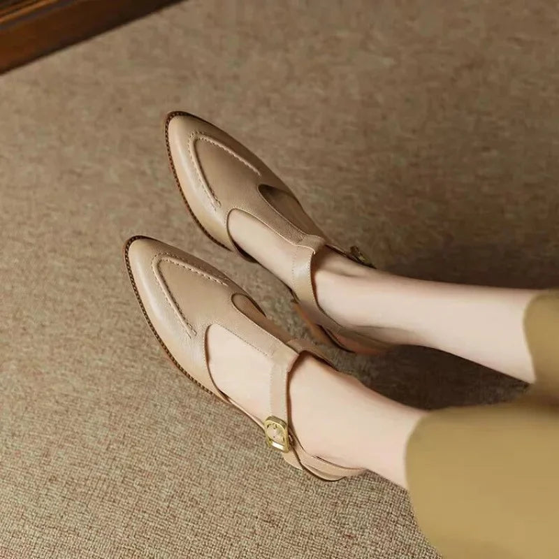 Hannah – Shoes with Buckle