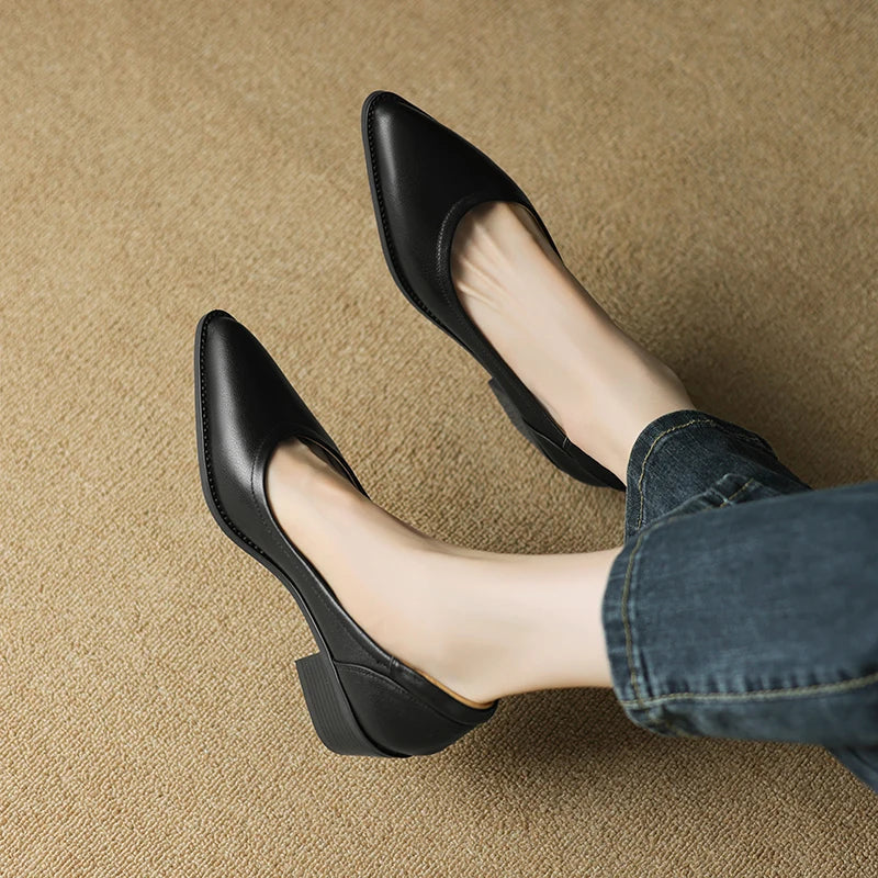 Ella – Shoes with Mid Heel