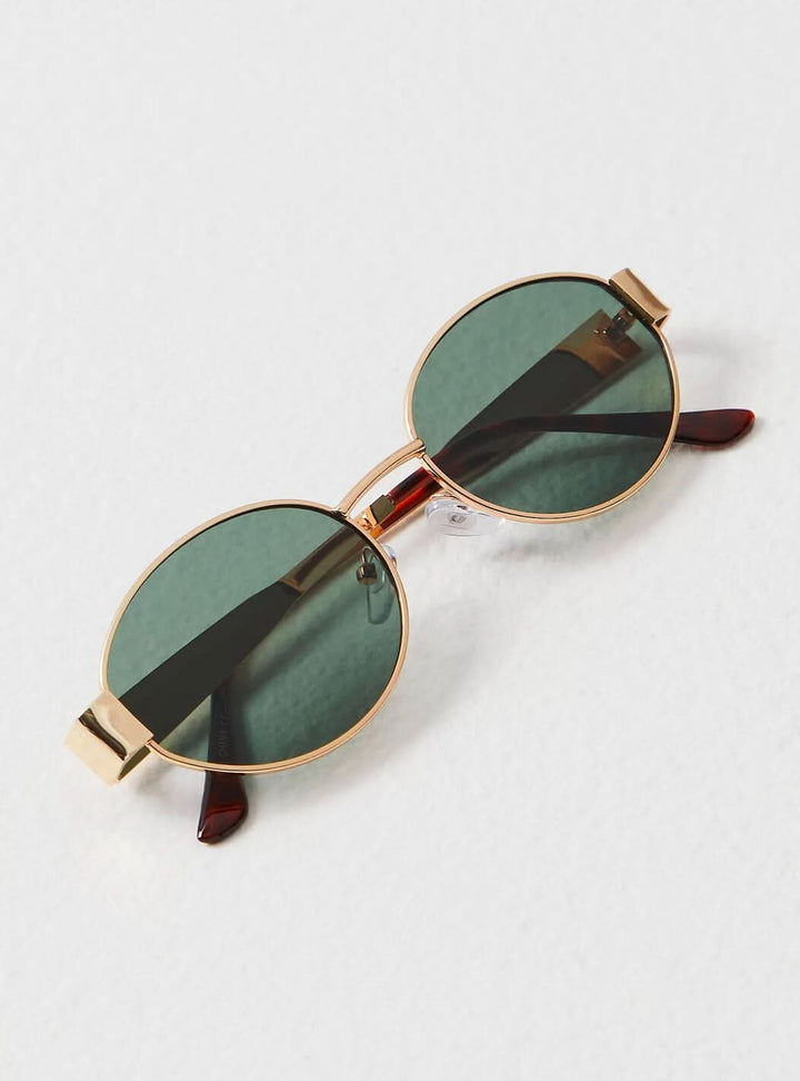 Zarigya | Elegant Sunglasses