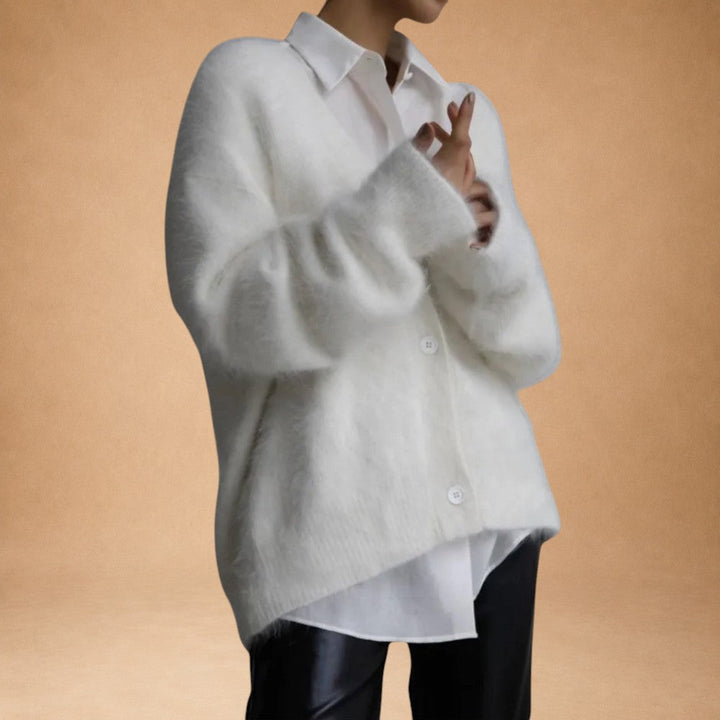 Luna - Controlled Cardigan in Cashmere