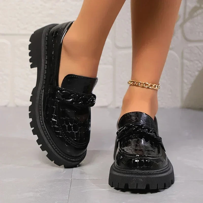 Crocodile-Patterned Black Patent Leather Moccasins