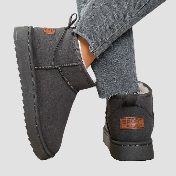 Chrysoúla - Classic Comfortable Boot with Velvety Lining