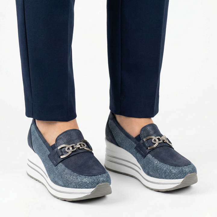 Comfort-Fit Anatomical Loafers with Supportive Heel
