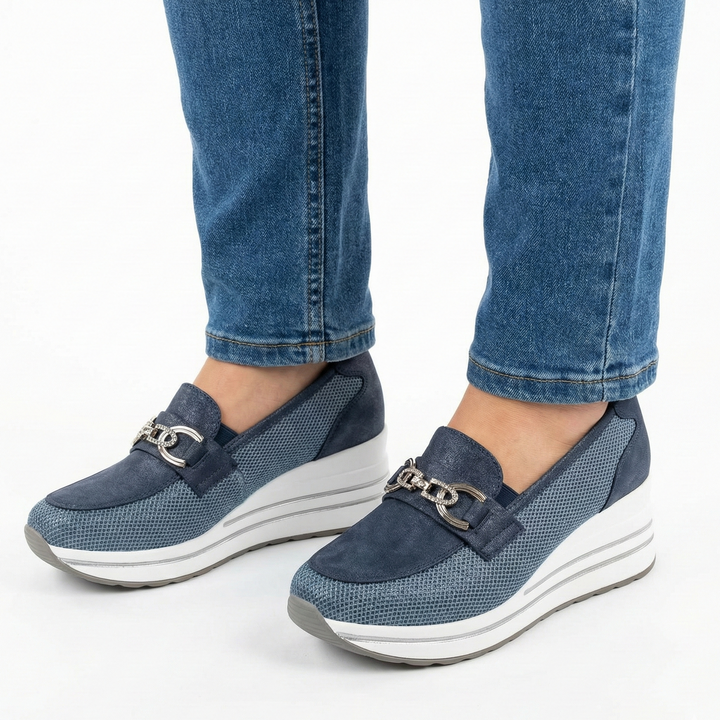 Comfort-Fit Anatomical Loafers with Supportive Heel