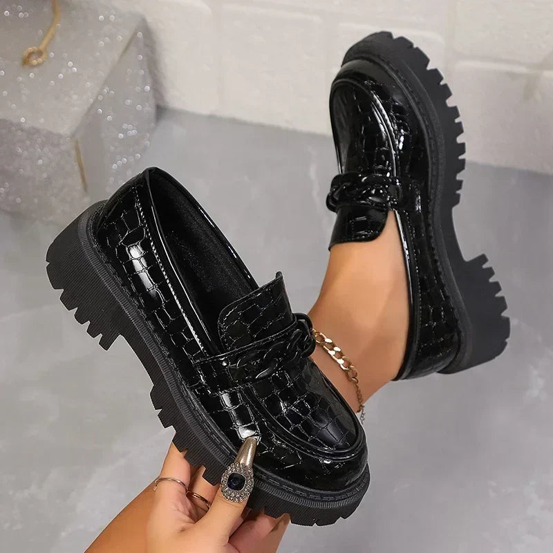 Crocodile-Patterned Black Patent Leather Moccasins