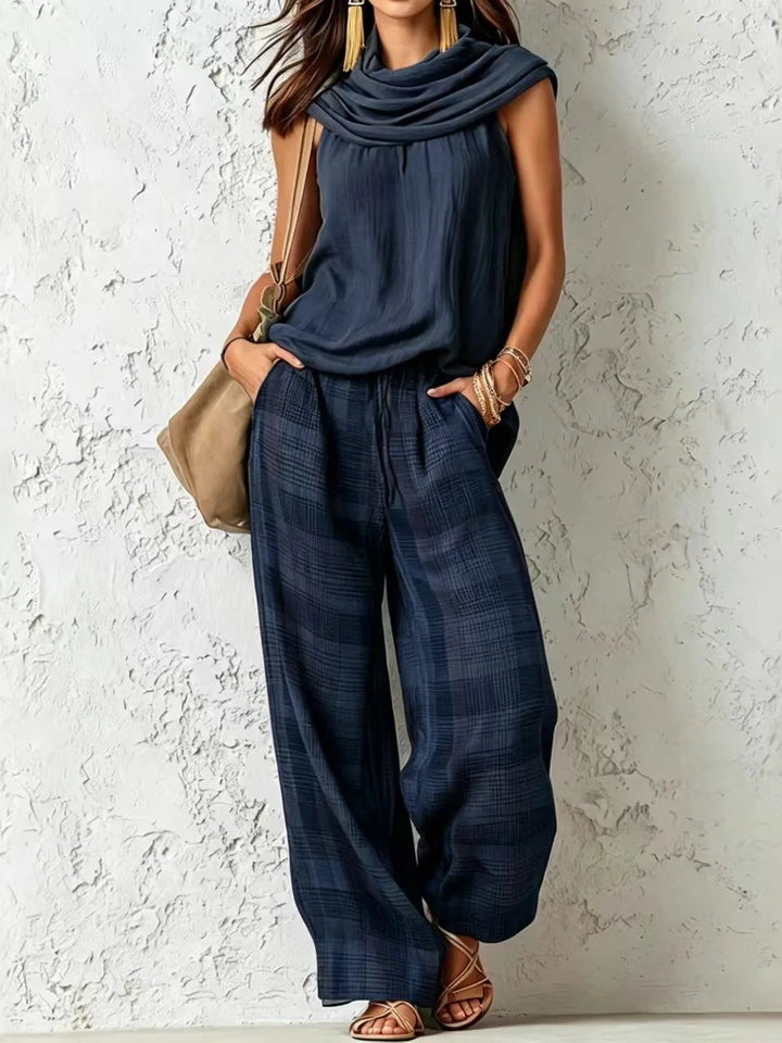 Relaxed Two-Piece Ensemble Featuring a Loose-Fitting Top and Wide-Leg Trousers