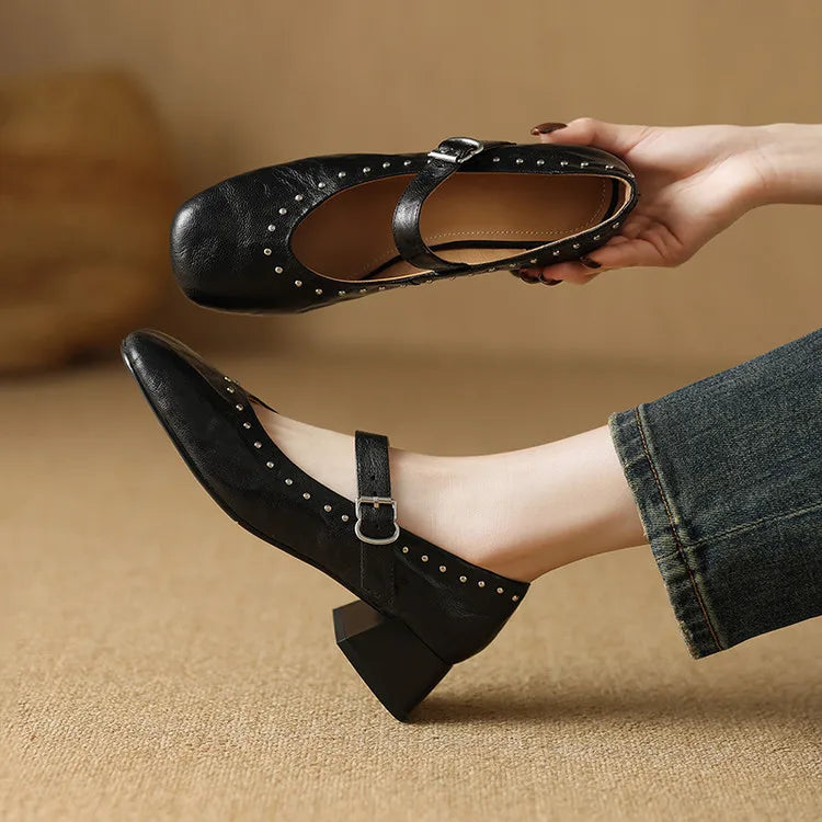 Authentic Leather Court Shoes Elour