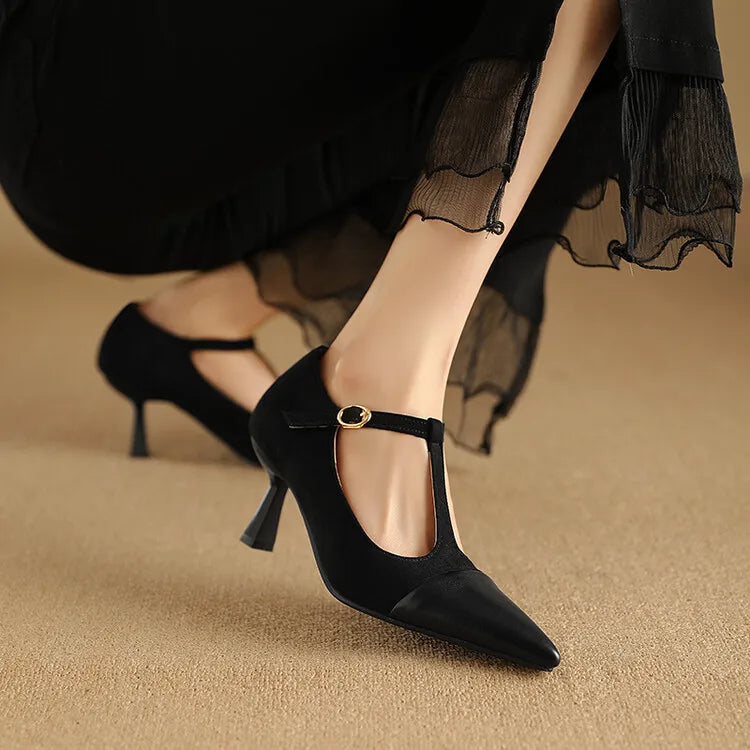 Vistra Leather Court Shoes