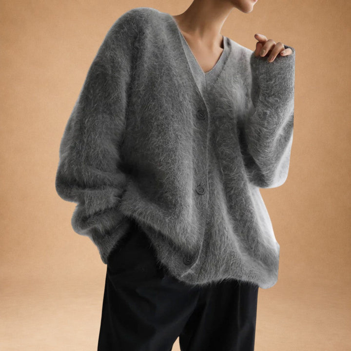 Luna - Controlled Cardigan in Cashmere