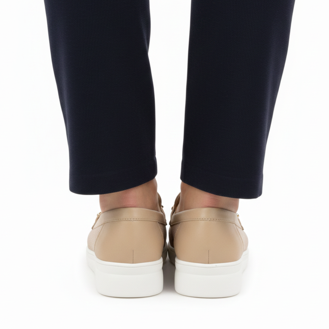 Simona | Versatile Women's Moccasins for Any Occasion