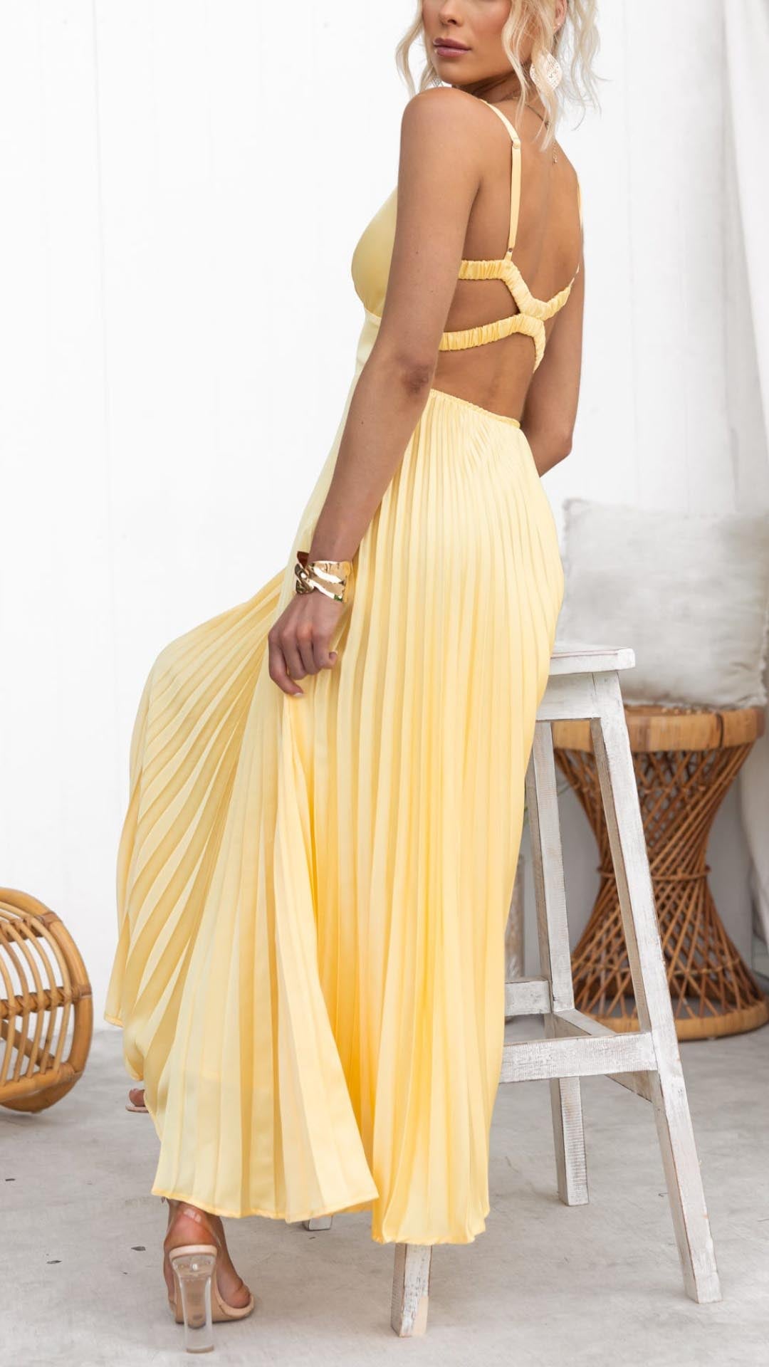 Alma™ | Yellow Pleated Summer Dress