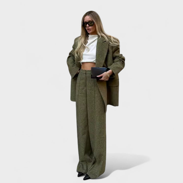 Ana - Stylish Urban Set