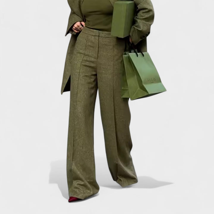 Ana - Stylish Urban Set