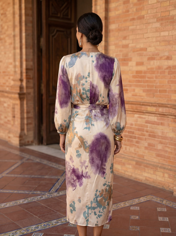 Vila Moura - Dress with V-Shaped Neckline
