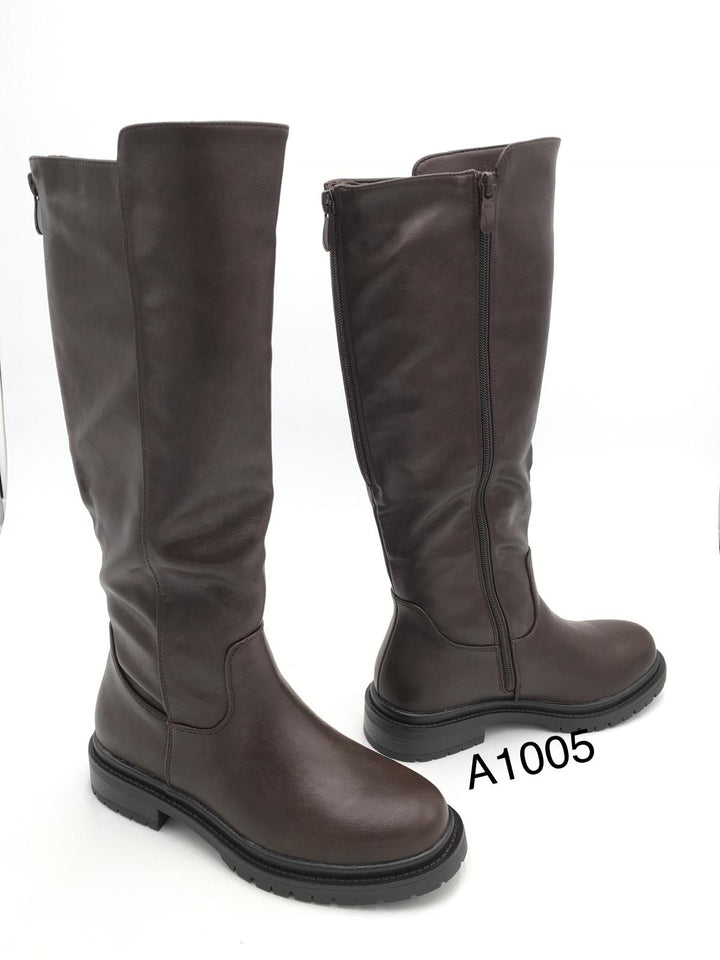 Low-Heeled High Riding Boots