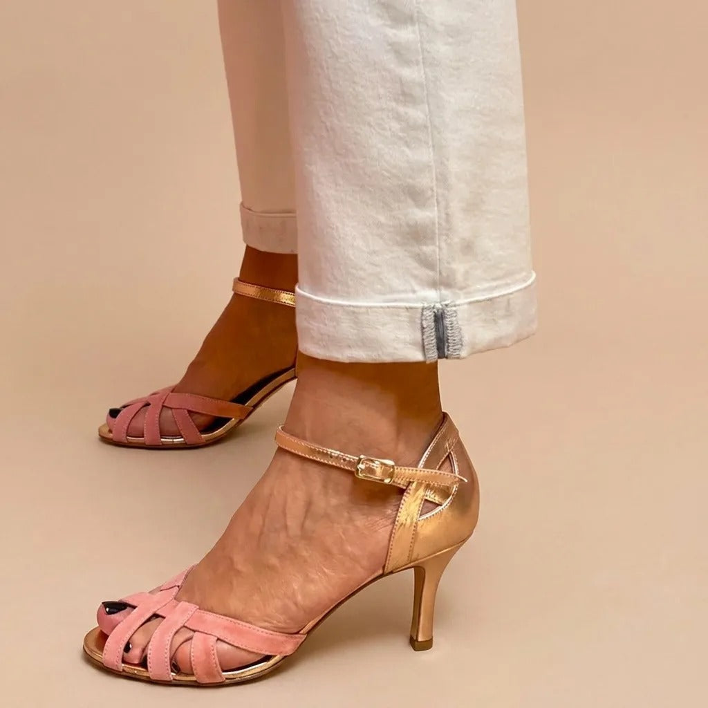 Carla – Style and Comfort Jumps