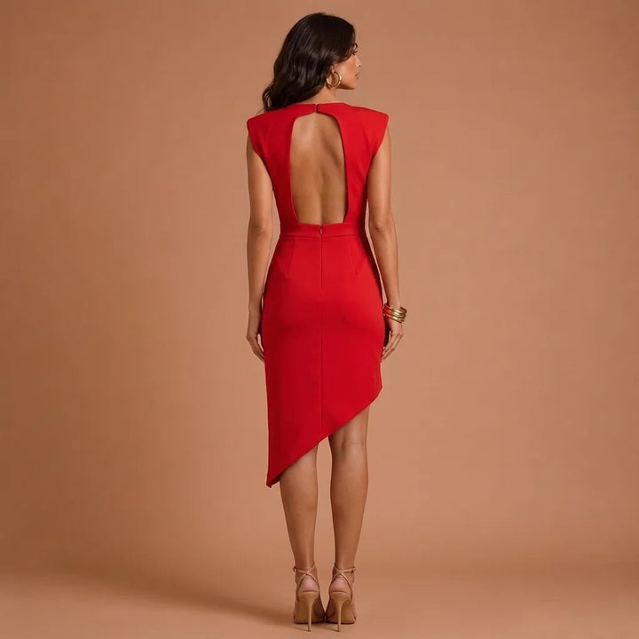 Lana - Asymmetric dress with structured shoulders