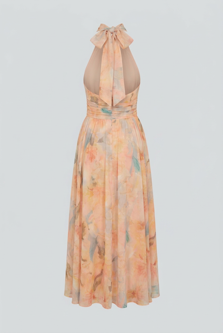 Františka | Maxi Dress Featuring a Stylish Neckline