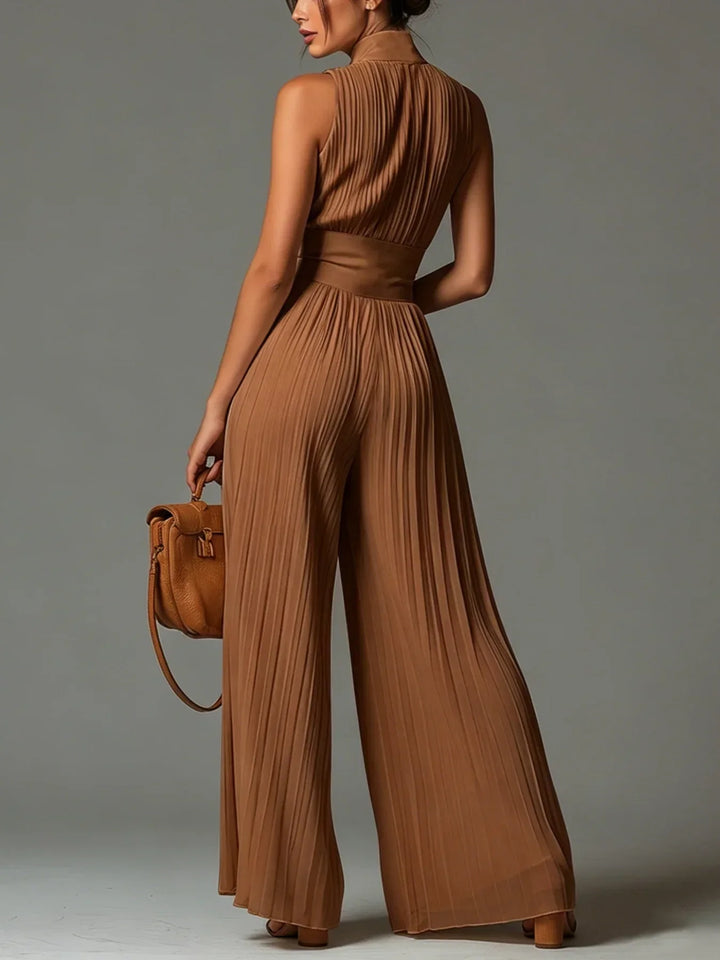Leontína | Chic Pleated Jumpsuit