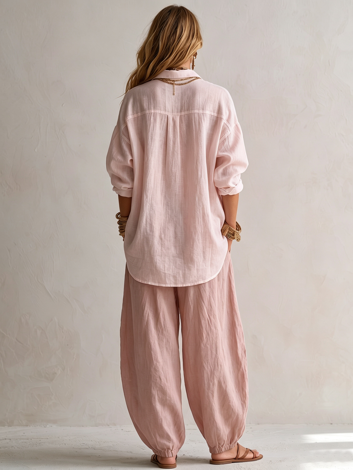 Relaxed Outfit Featuring a Shirt and Balloon Pants
