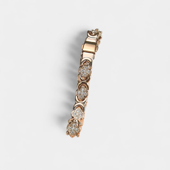 Mavreta - magnetic copper bracelet with elegance and timeless charm