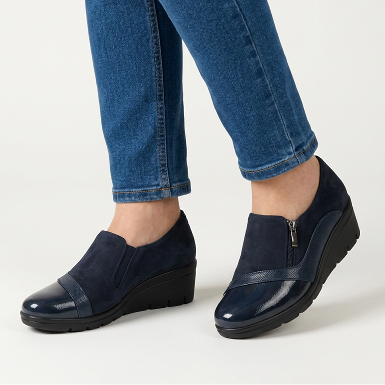 Four-Color Heeled Moccasins