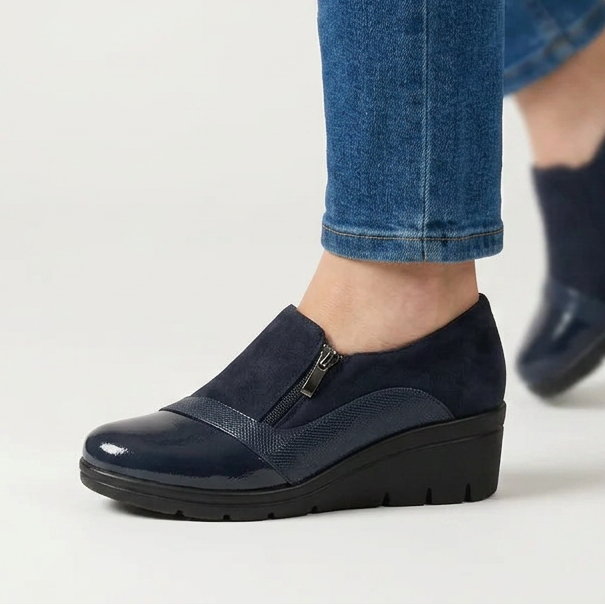 Four-Color Heeled Moccasins