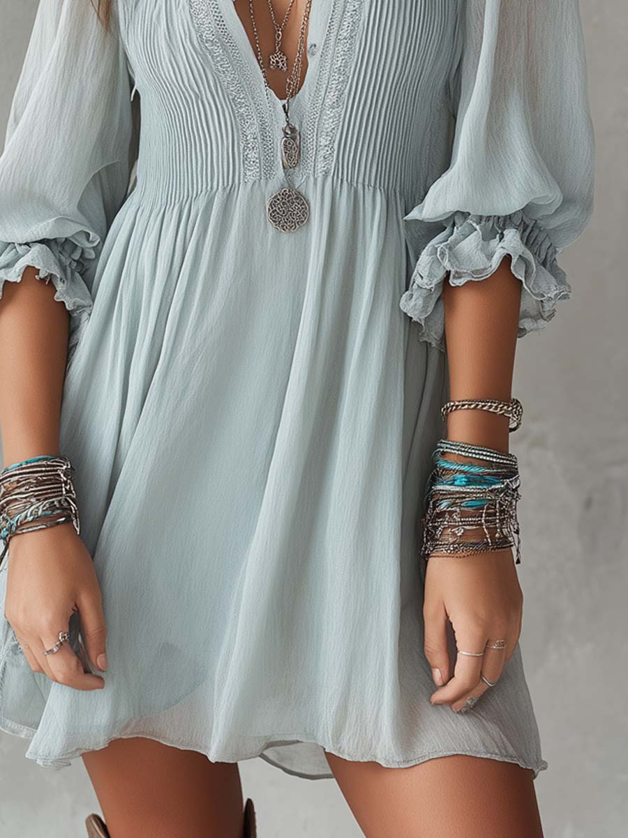 Vintage-Inspired Satin Mini Dress with Stripes and Short Sleeves