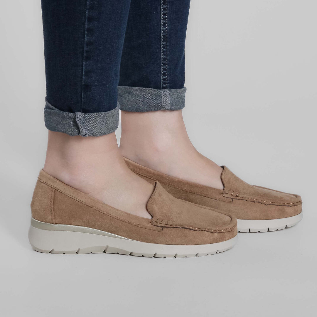 Seven-Color Platform Moccasins