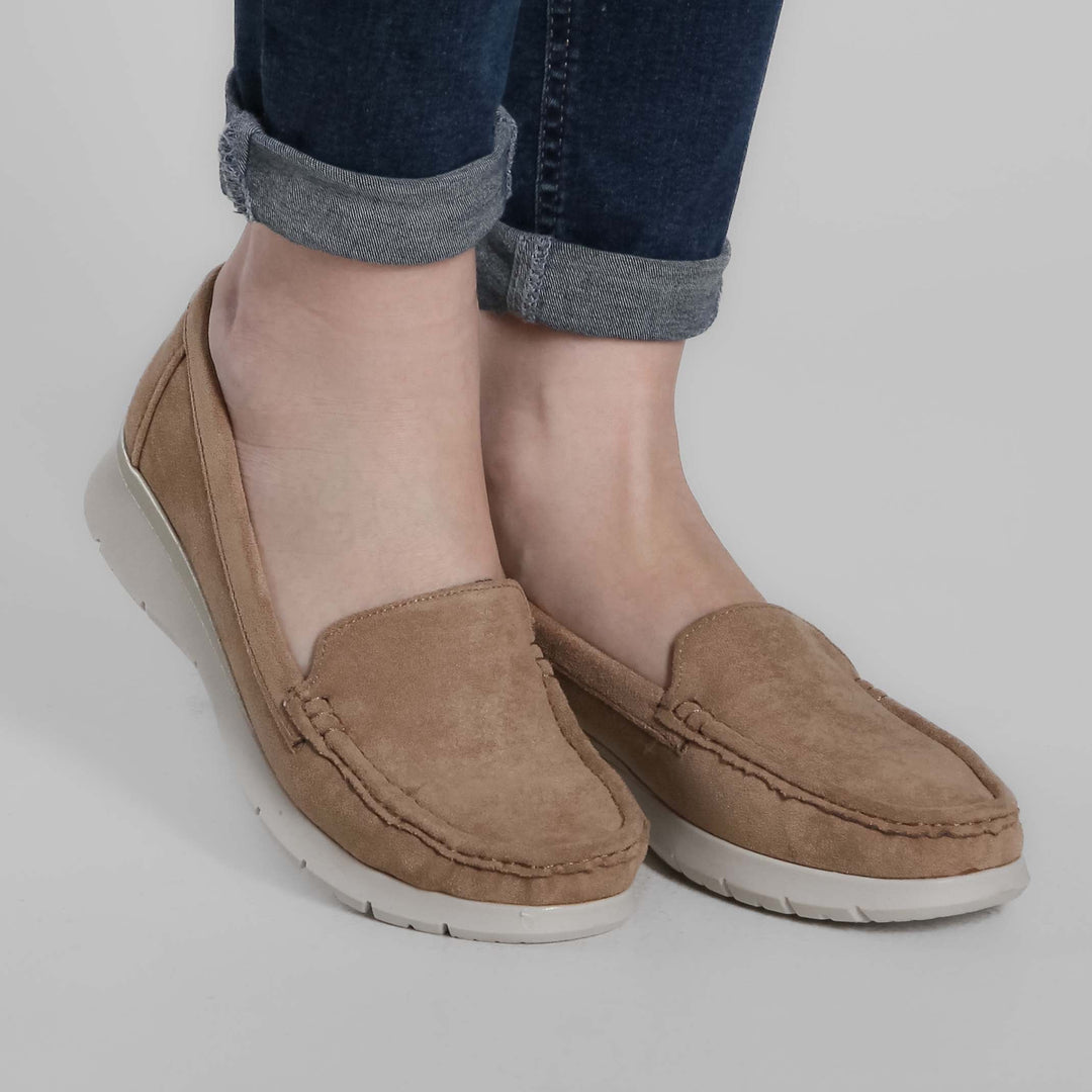 Seven-Color Platform Moccasins