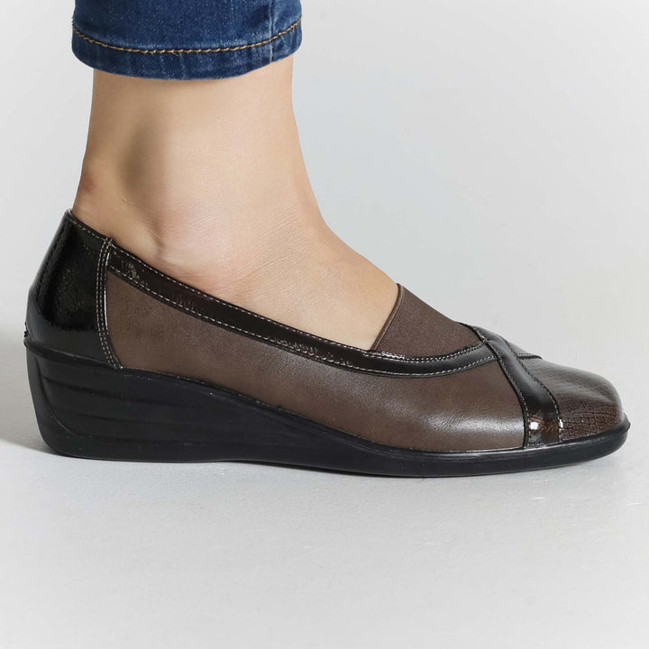 Daphne | Elevated Sole Moccasins