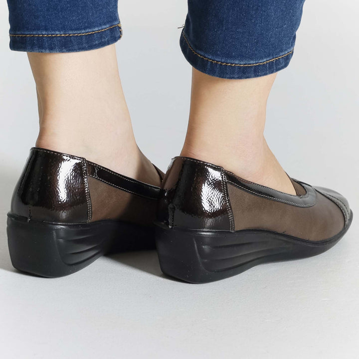 Daphne | Elevated Sole Moccasins