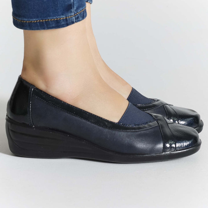 Daphne | Elevated Sole Moccasins